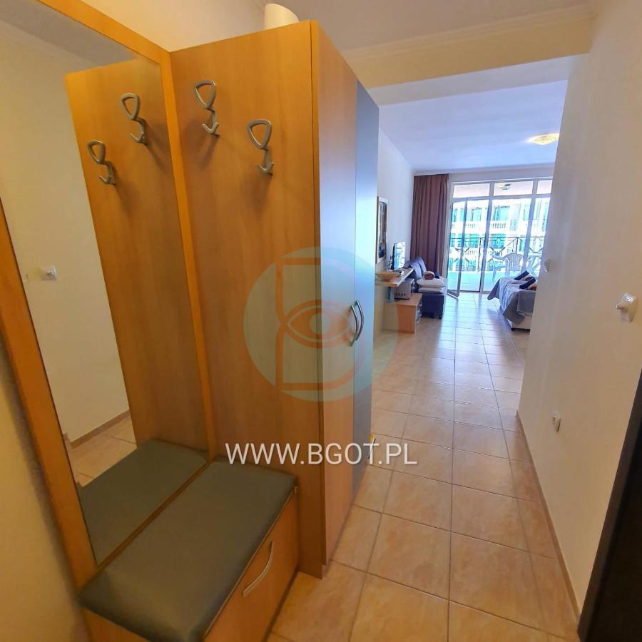 Andalucia Beach - Sea Viev Apartments Elenite Luaran gambar